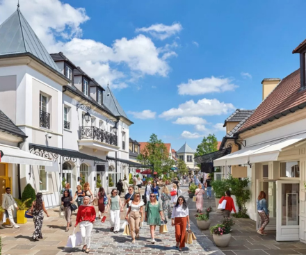 Exclusive 10% discount at La Vallée Village